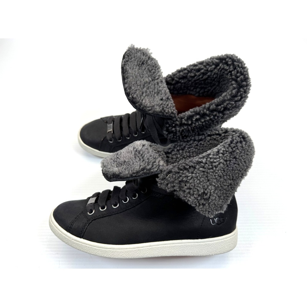 Ugg Starlyn Trainer Sneaker Boots Women 8.5 NWOT Sheepskin Leather Lace-up Black